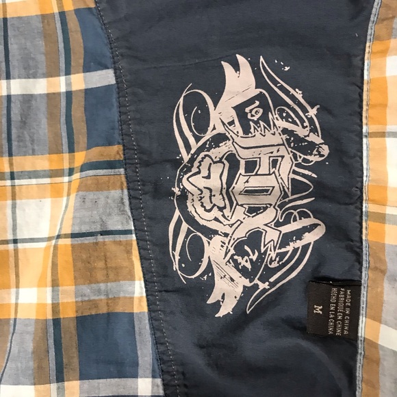 Fox SS Button Up - Picture 7 of 7